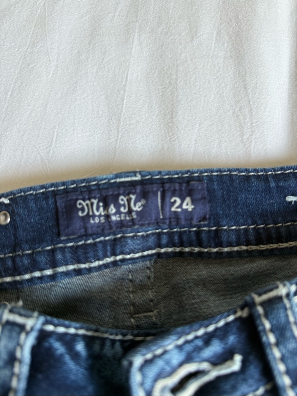 Miss Me Dark Blue Rhinestone Wing Pocket Boot Cut Jeans - Picture 4 of 5